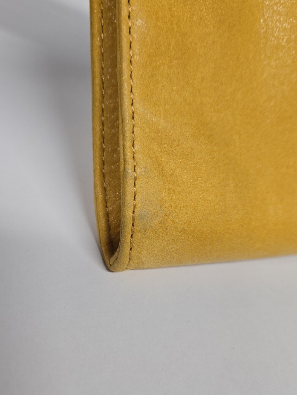 Hobo Yellow Leather Crossbody Phone Bag GUC 5"x7.25"x1.5" - Picture 6 of 10